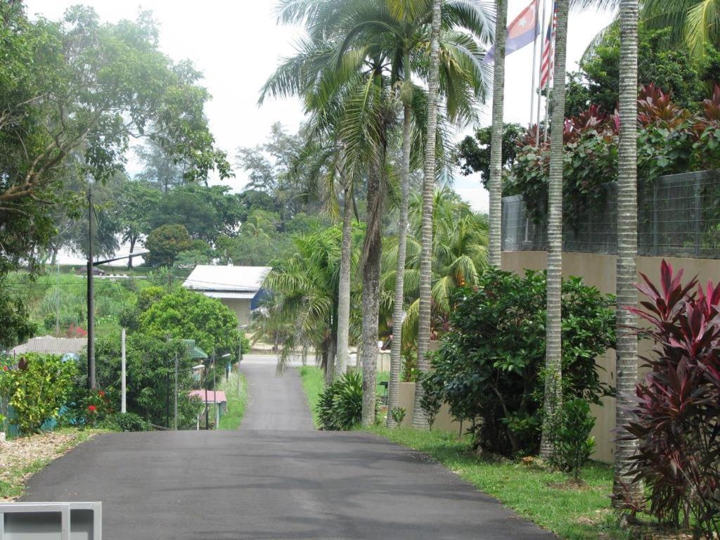 Mersing Merlin Inn Экстерьер фото