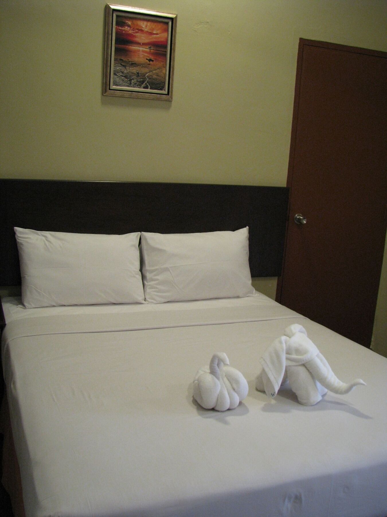 Mersing Merlin Inn Экстерьер фото